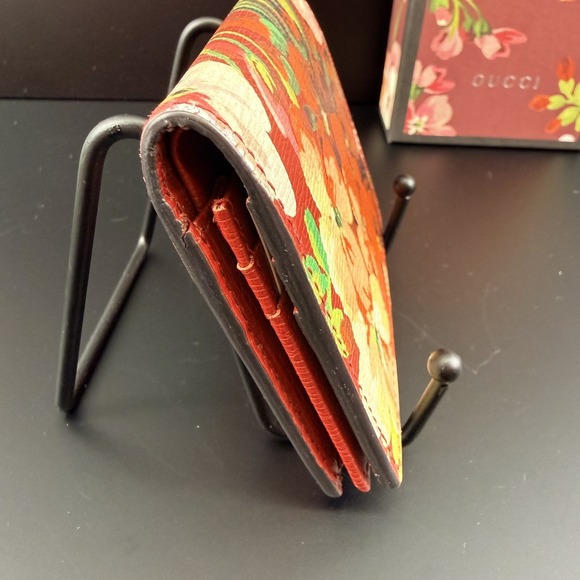 Gucci Blooms Compact Bifold Wallet Red Floral 410120 Authentic w/ Box & COA - Picture 5 of 14